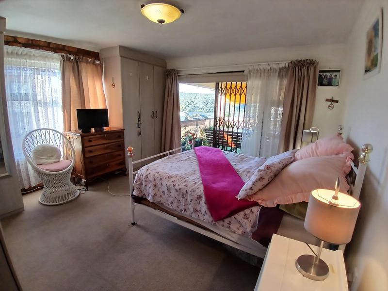 3 Bedroom Property for Sale in Stilbaai Wes Western Cape